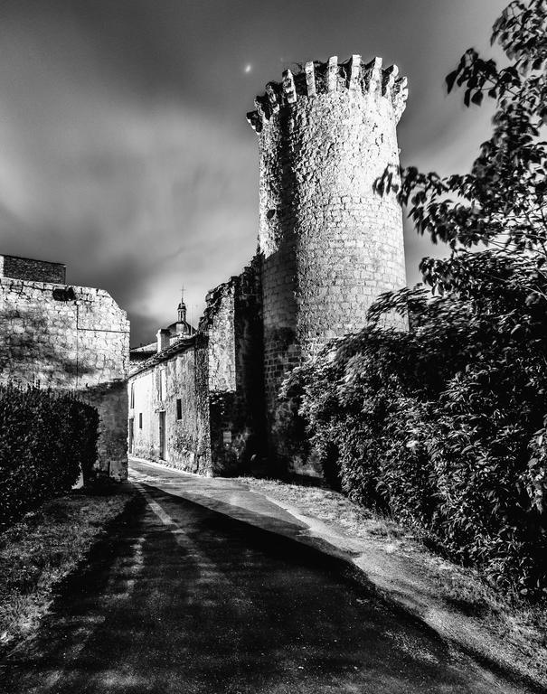 Chambres D'Hotes Le Relais Des Remparts Rions Exterior foto